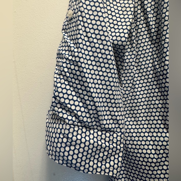 Van Heusen Medium 3/4 sleeve button down - Picture 3 of 7